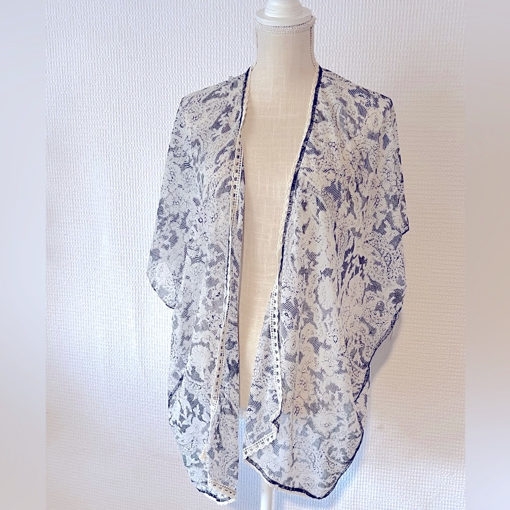 TOBI Sheer Coverup O/S LIKE NEW!🛍️
